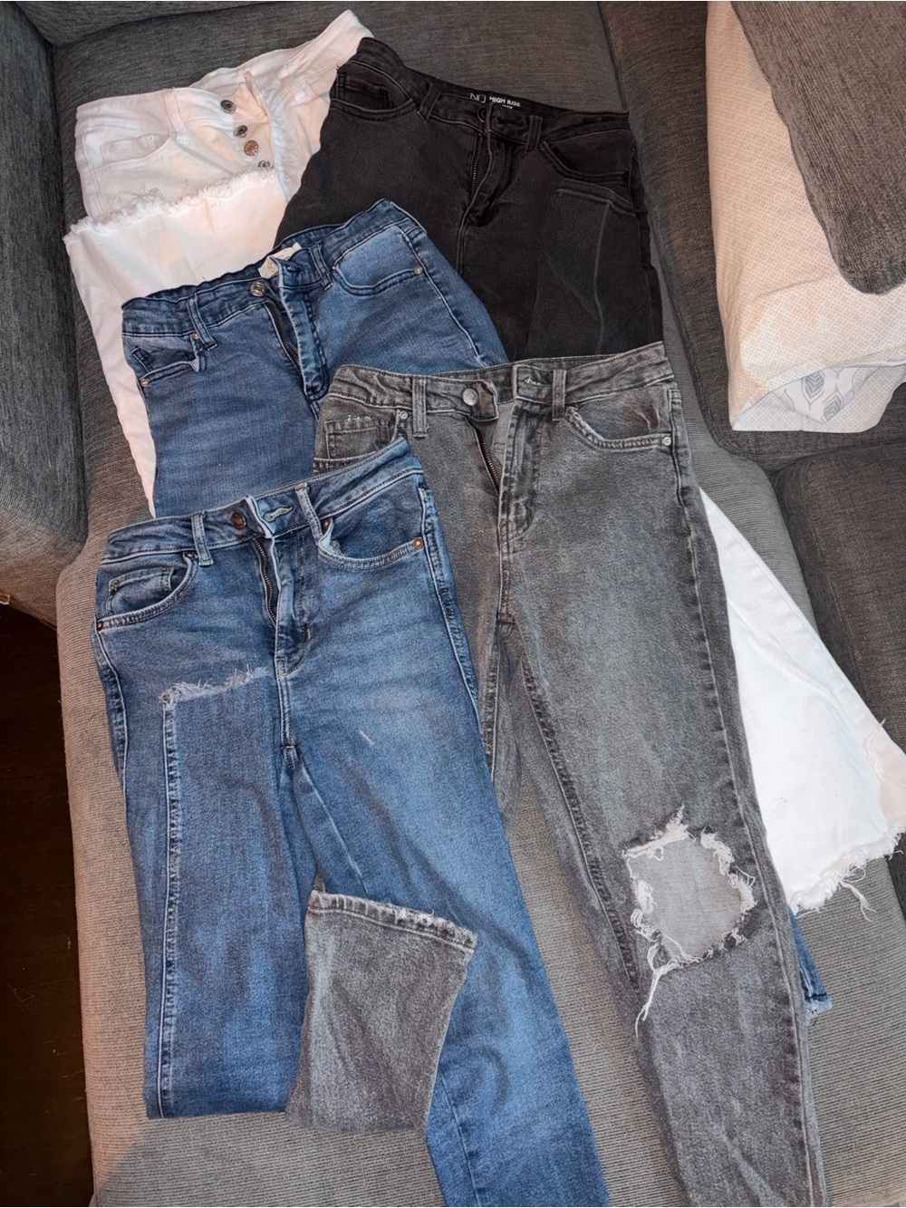5 pair Women’s Jeans - Blue, White & Black